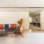 Private Studio Wterrace & Direct Pool Access A104